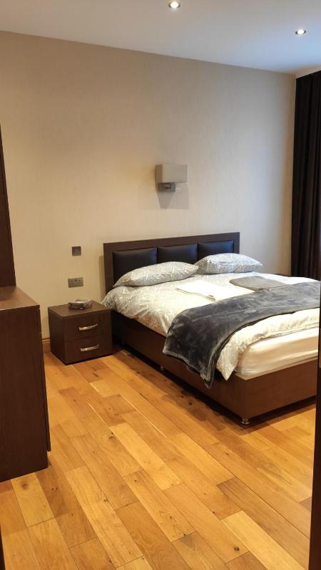 Deluxe Triple Room image 1
