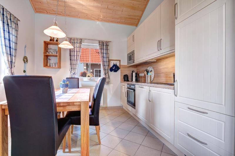 Holiday home with Terrace - B image 1