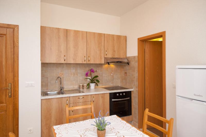 Beach Resort Apartments Podspiline - image 8