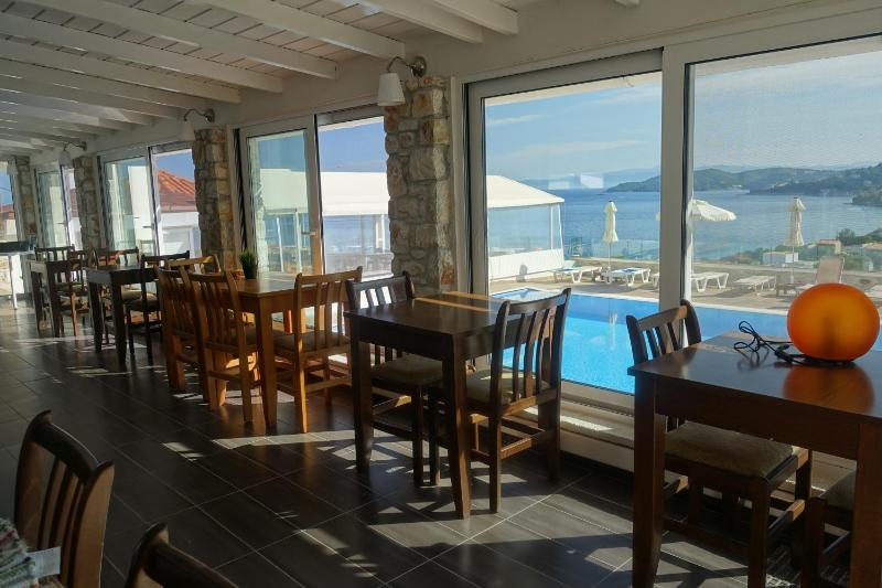 Hotel Rene - image 43