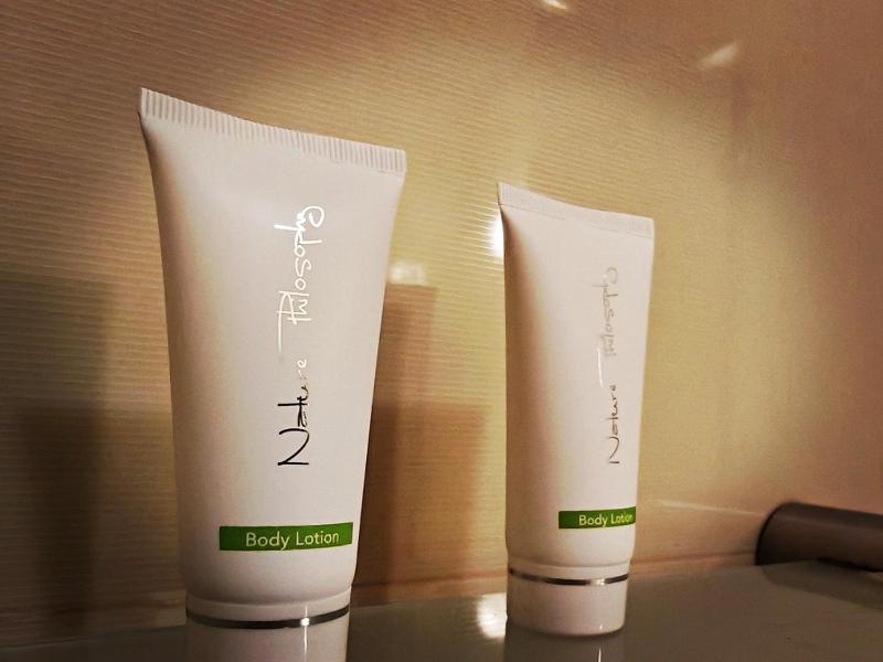 Economy Twin Room image 4