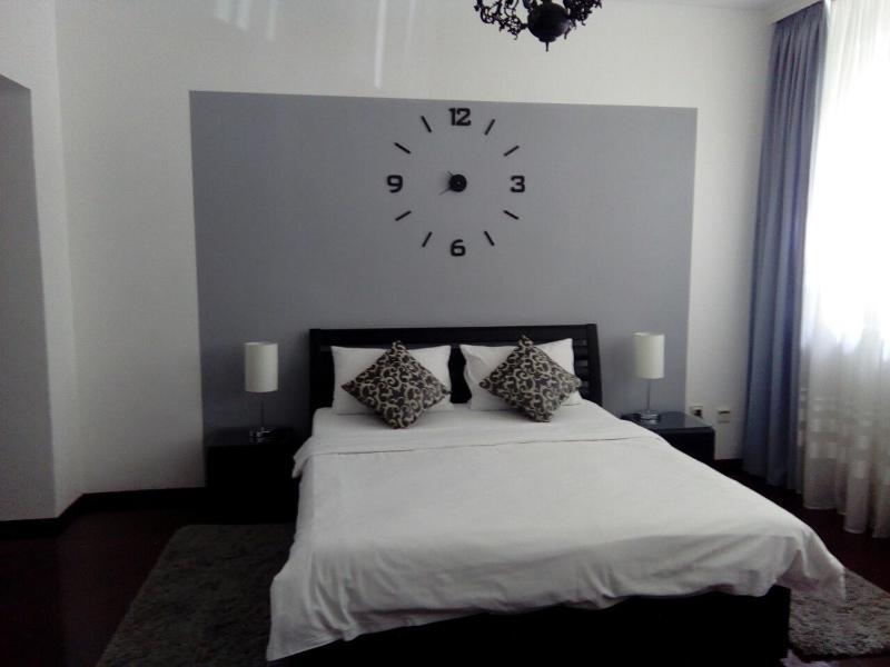 Three-Bedroom Apartment image 4