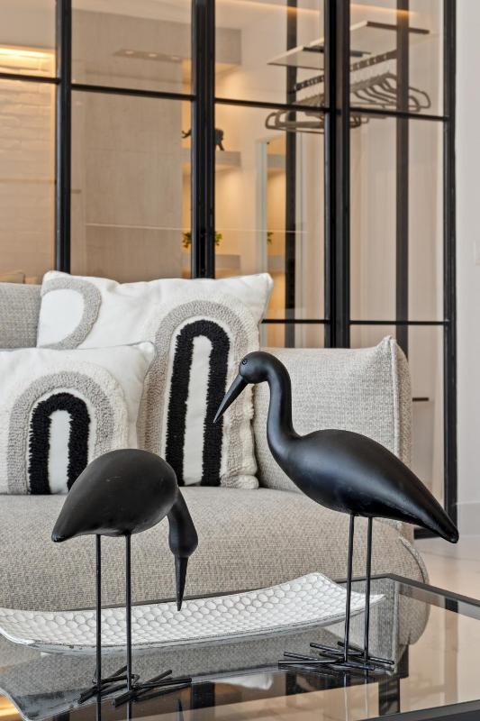 Black and White Beach - Boutique Apartment with Sea Views - image 48