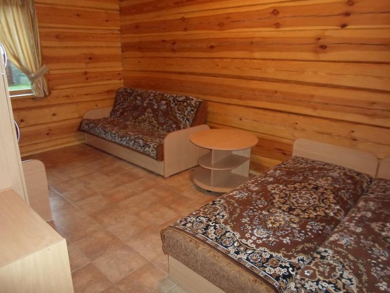 Triple Room with Shared Toilet image 4
