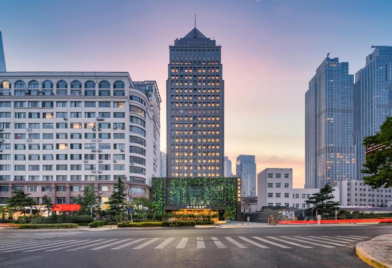 Crystal Orange Hotel Qingdao May Fourth Square Seaview Branch - image 1