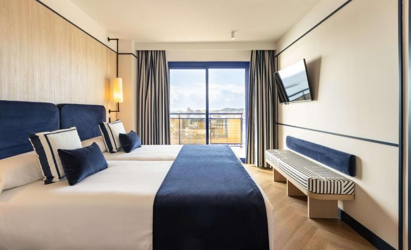Junior Suite image 1