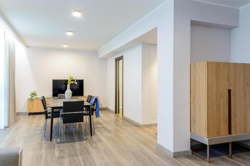 Presidential Suite image 4