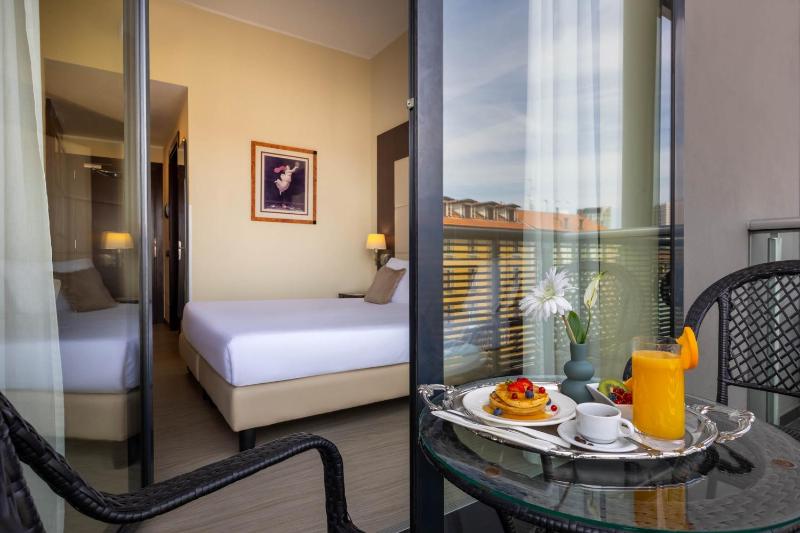 Superior Double Room image 4