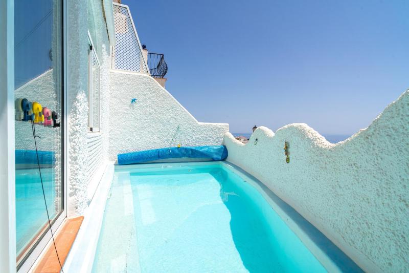 Casa Rosa Splash Pool by Casasol - image 12