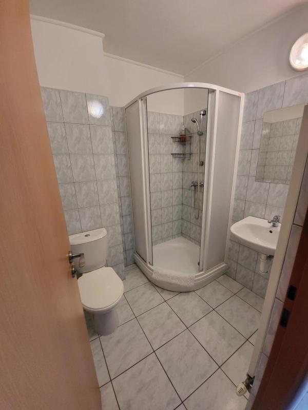 Triple Room with Private Bathroom image 2