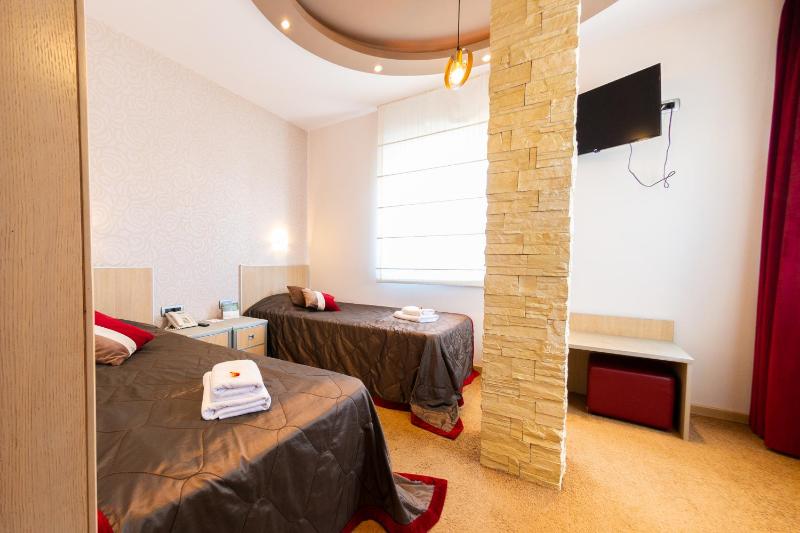 Garni Hotel Vigor - EV station - image 15