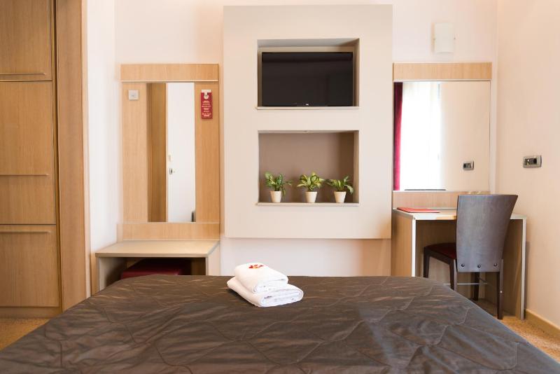 Garni Hotel Vigor - EV station - image 16