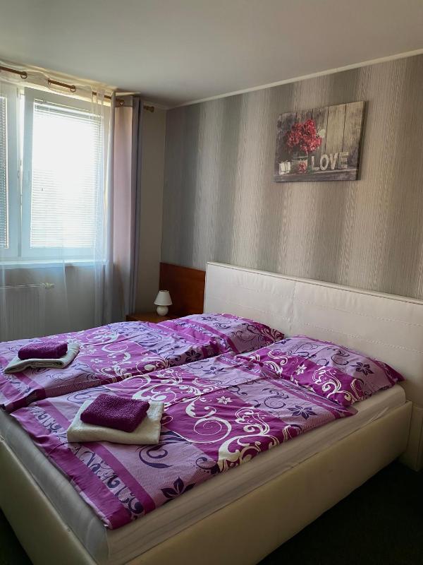 Double Room image 1