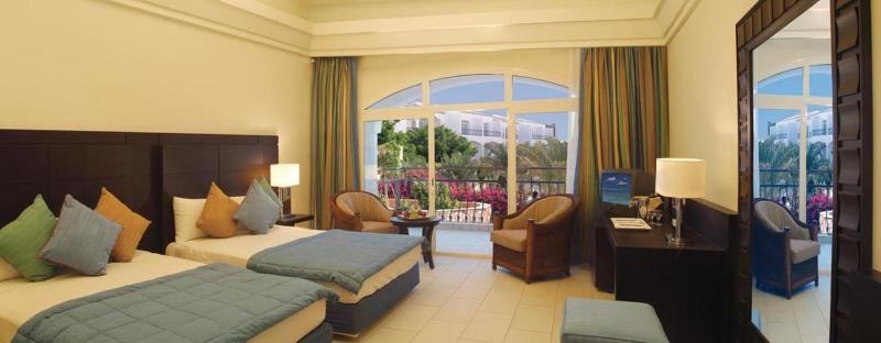 Superior Double or Twin Room with Garden View image 2