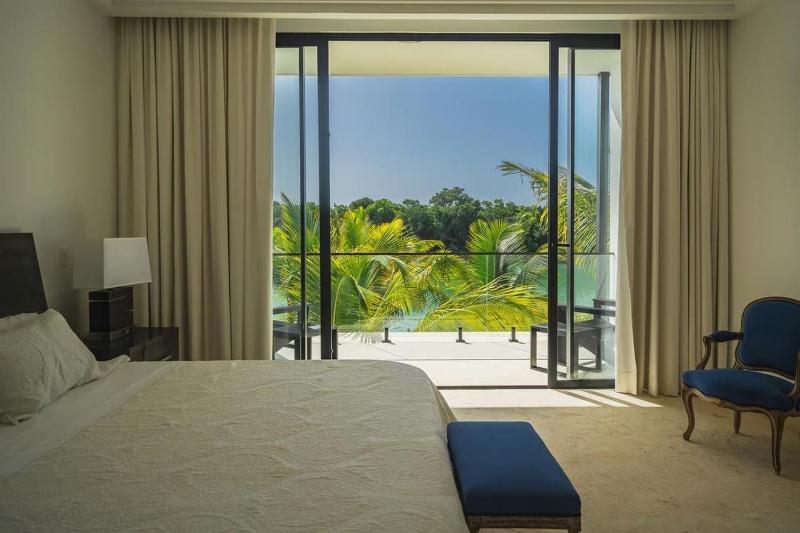 Waterfront Luxury Home in Punta Cana Resort & Club - image 21