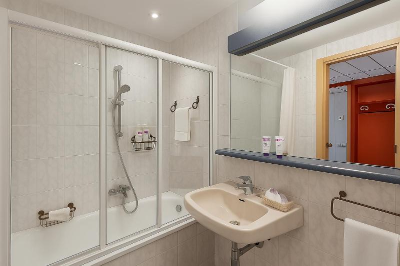 Double or Twin Room image 1