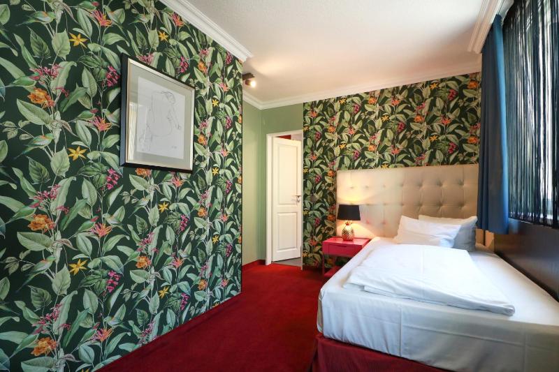 Single Room image 1