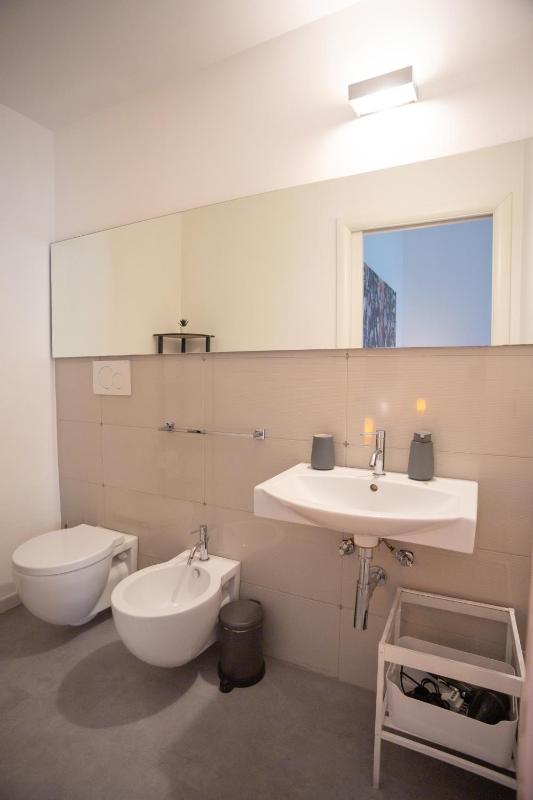 Deluxe Double Room with Shower image 1
