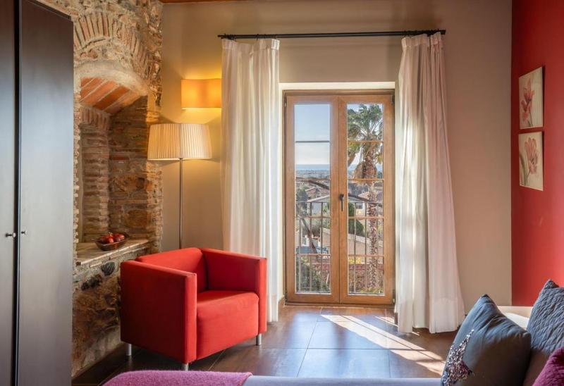 Superior Double Room image 2