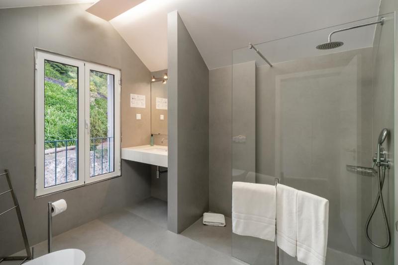 Superior Suite image 3