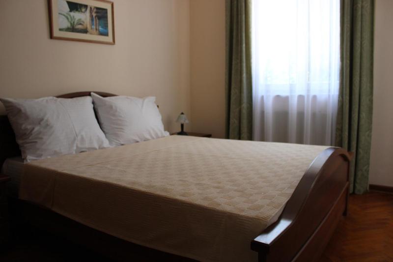 Villa Velzon Guesthouse - image 6