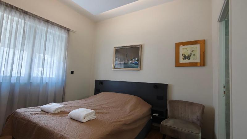 St Lazarus City Hotel - image 11