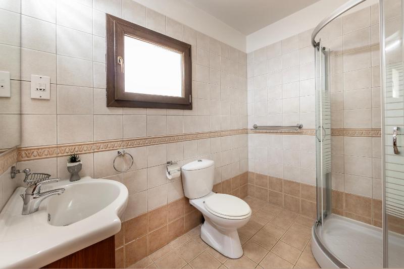 Three-Bedroom Villa image 4