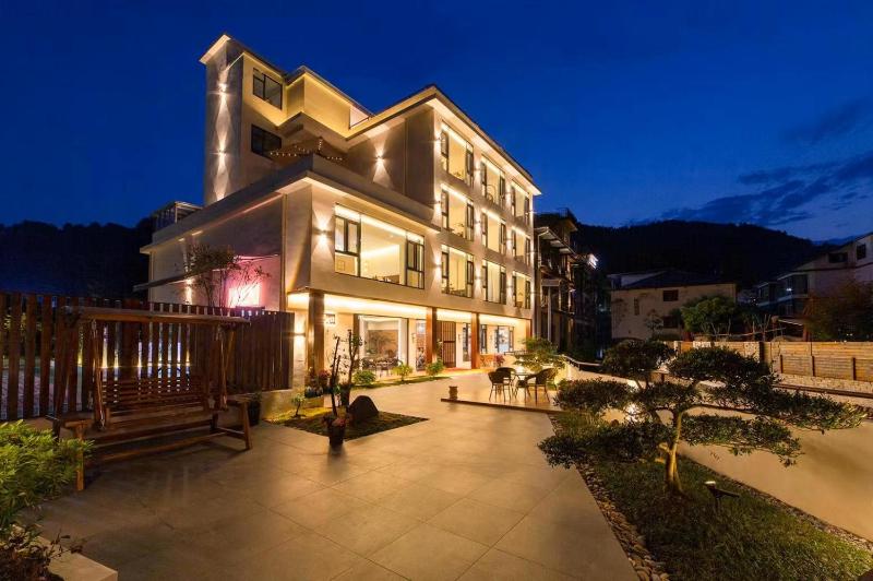 Mountain and Bamboo Holiday Homestay Zhangjiajie Forest Park Branch - image 3
