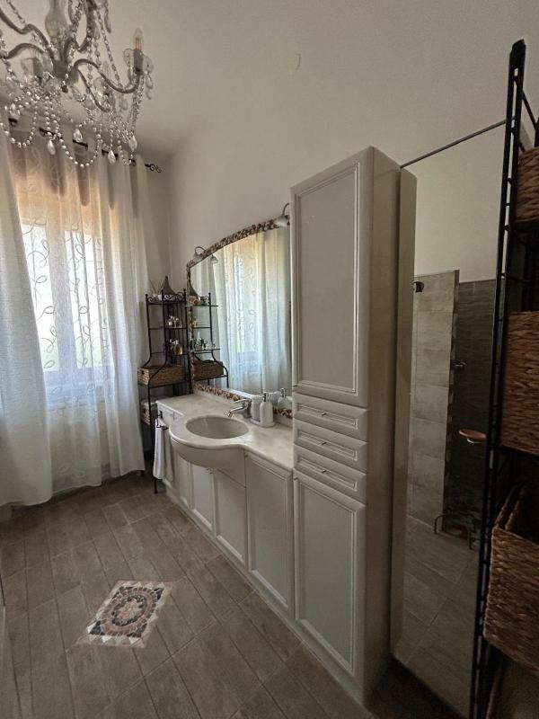 Venetian Style Apartments in Villa - image 10