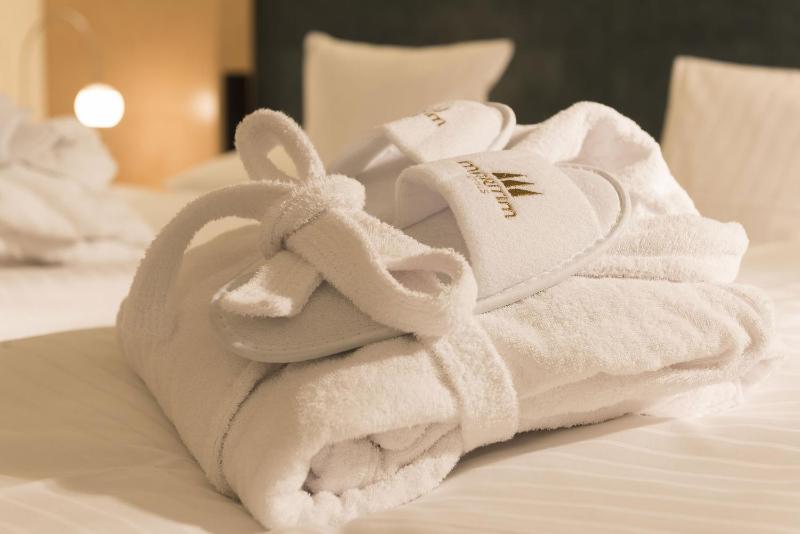 Suite image 2