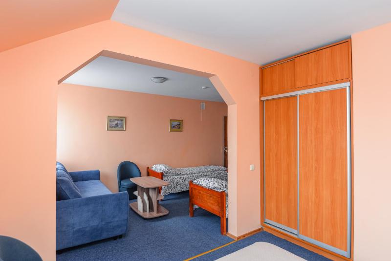 Quadruple Room image 3