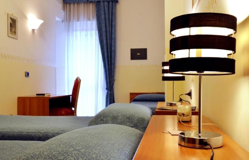 Triple Room image 2