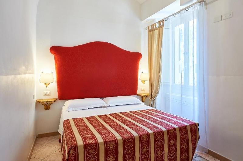 Standard Double Room image 4