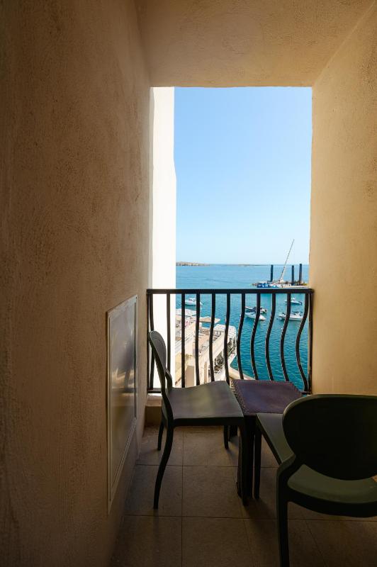 Double or Twin Room with Partial Sea View image 1