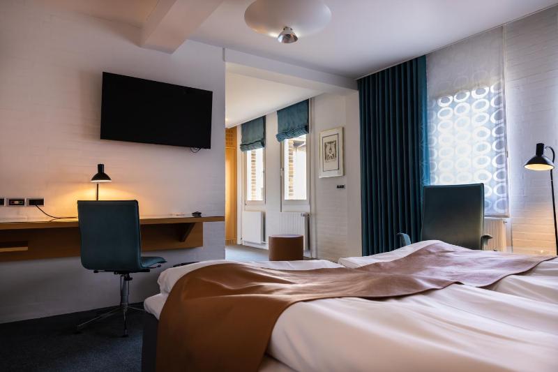 Triple Room image 2