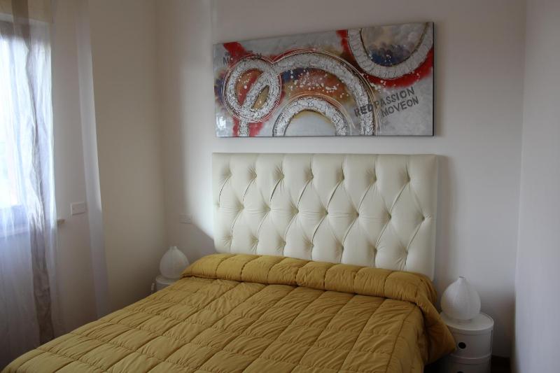 Double Room with Shared Bathroom image 4