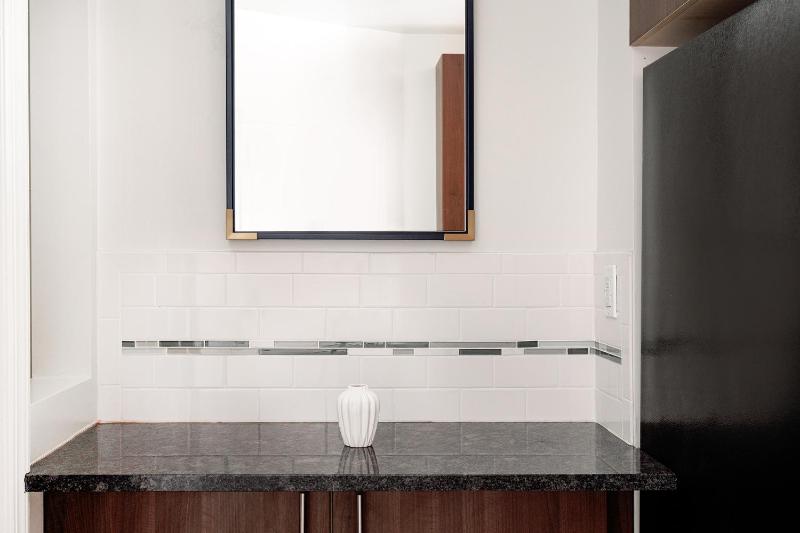 Prime Upper west Side Location 1 Bedroom Apt - image 14