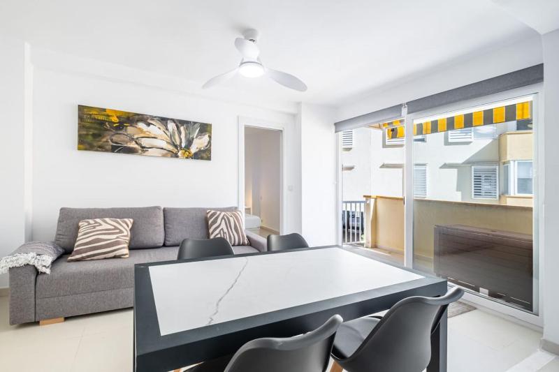 Javea Vibes - Bright Modern & Beach-Ready - image 7