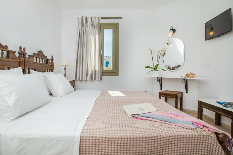 Standard Double or Twin Room with Balcony image 1