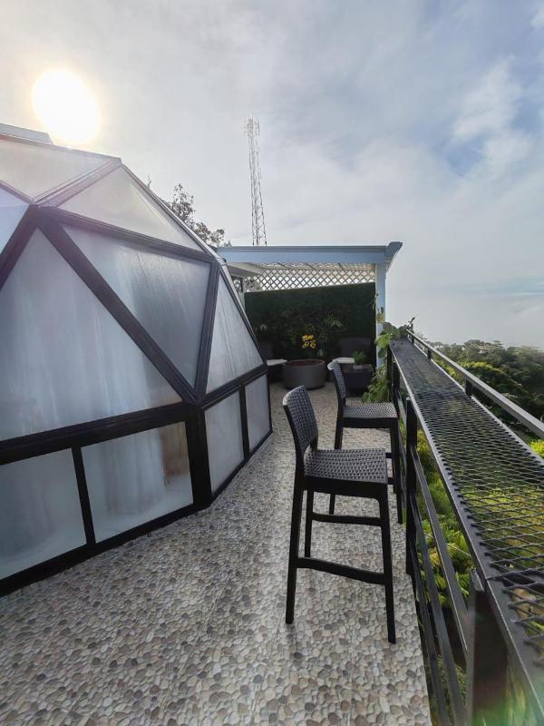 Sunrise Hill Glamping - image 7