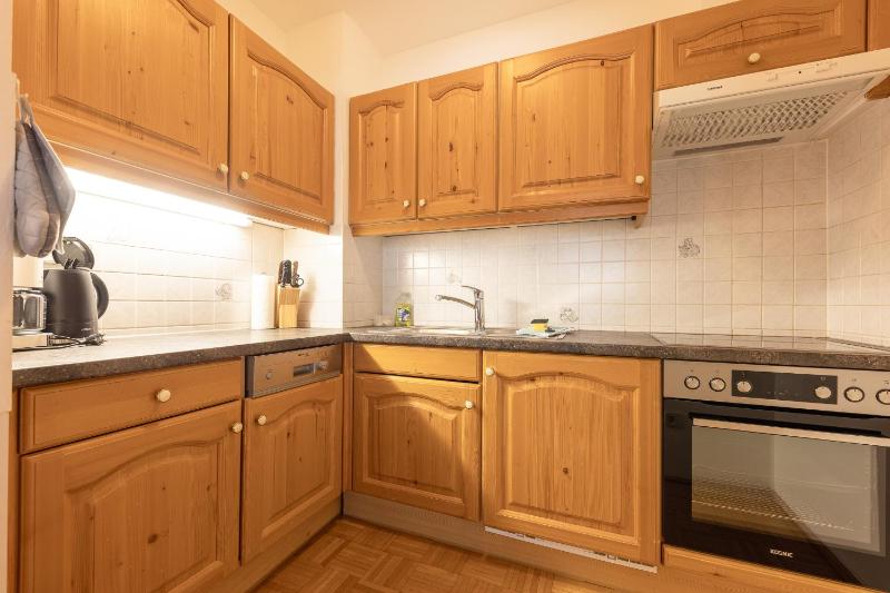 One-Bedroom Apartment image 1