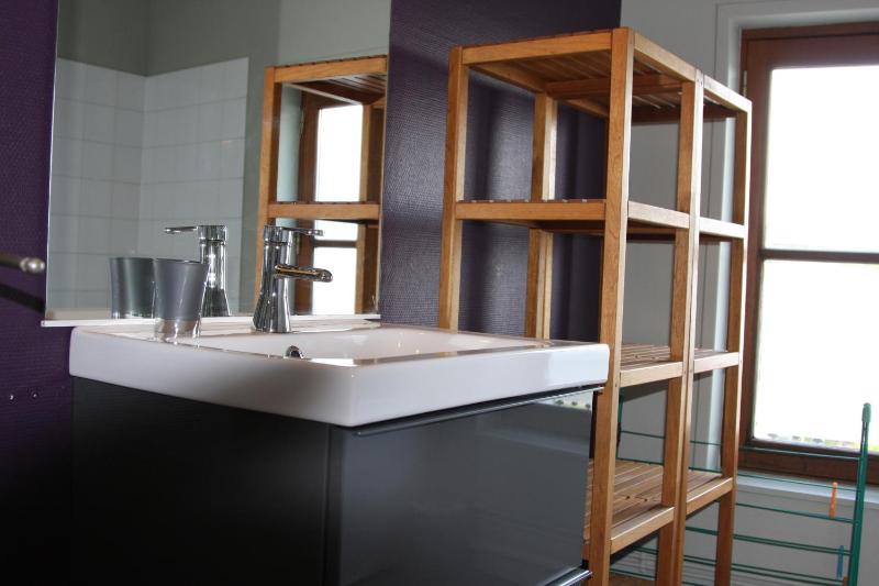 Two-Room Apartment (4 Adults) image 4