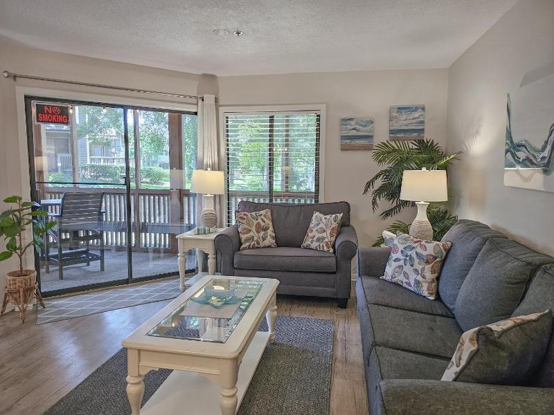 Serene 2 bed 2 bath lodge with amenities 101AC lodge - image 8