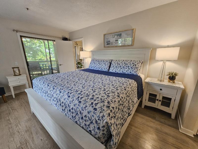 Serene 2 bed 2 bath lodge with amenities 101AC lodge - image 38