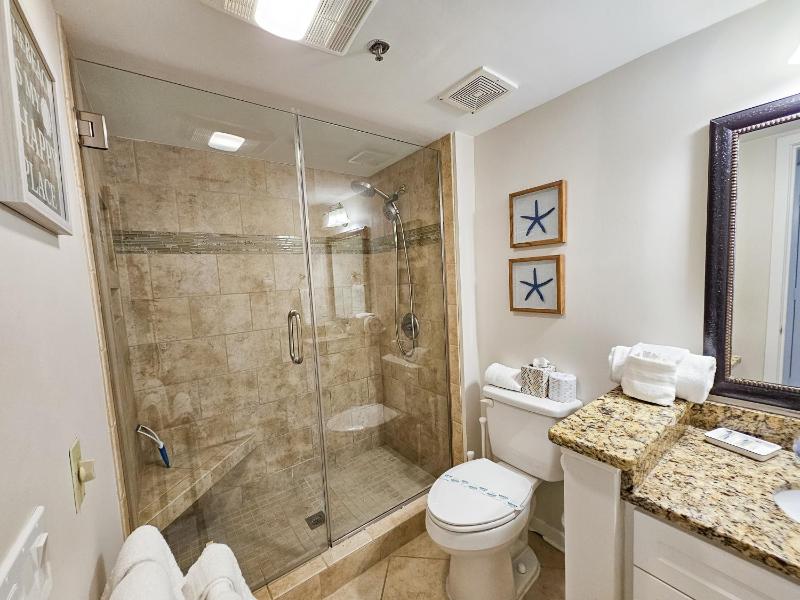 Serene 2 bed 2 bath lodge with amenities 101AC lodge - image 35