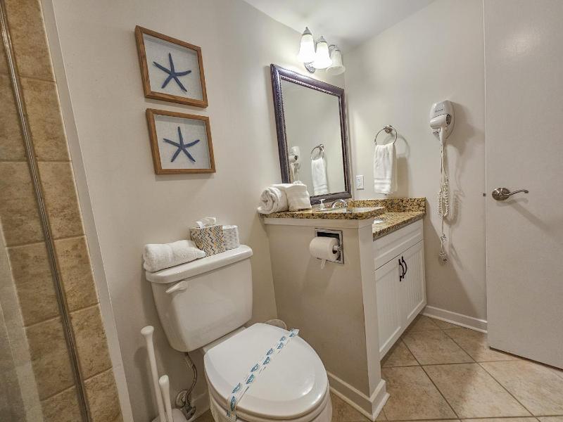 Serene 2 bed 2 bath lodge with amenities 101AC lodge - image 16