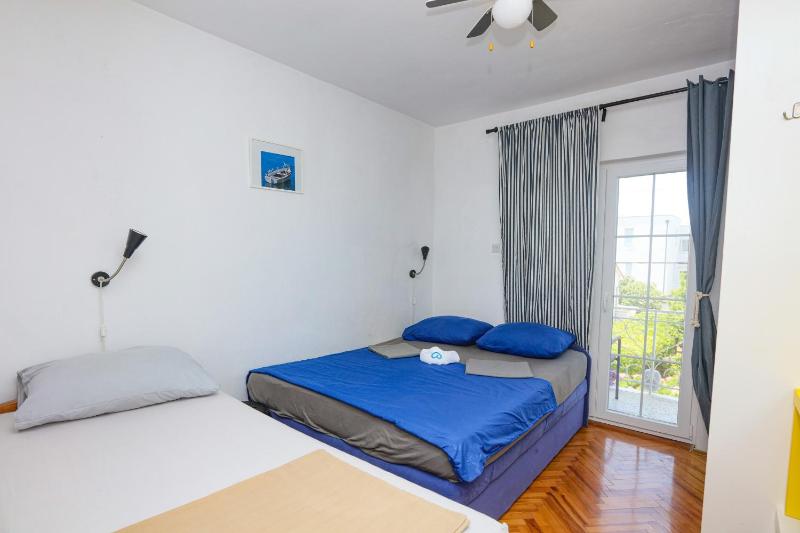 Apartments with parking space Biograd na Moru Biograd - 23705 - image 11