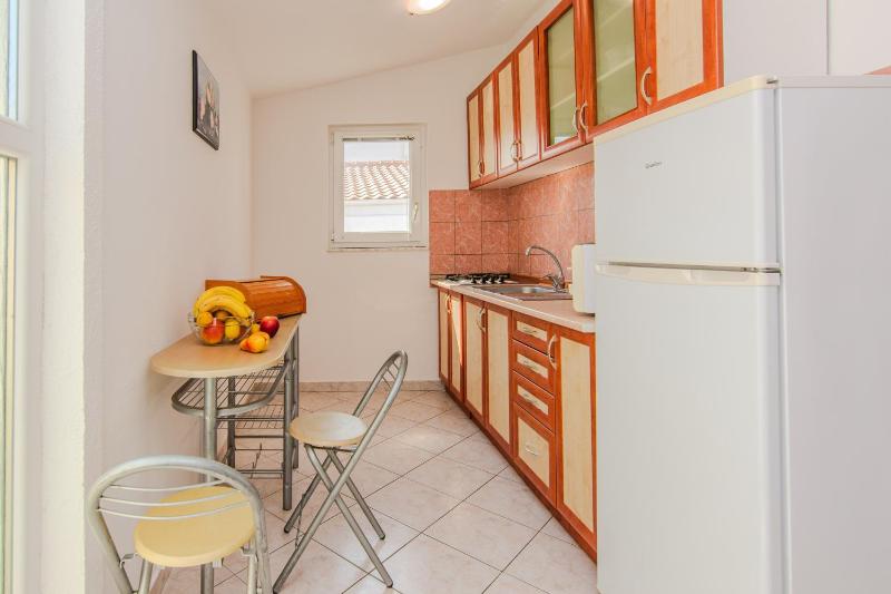 Apartments by the sea Vir - 24741 - image 11
