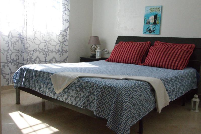 Charming apartment in Martil with swimming pool - image 20