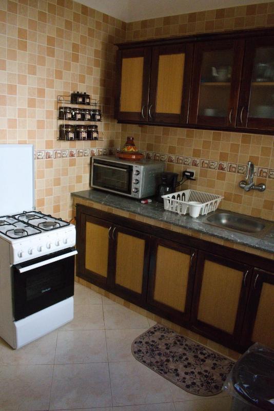 Charming apartment in Martil with swimming pool - image 11